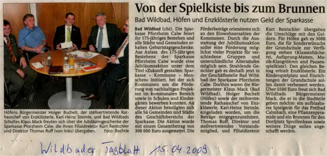 2009-04-15-wildbader_tagblatt-spende_sparkasse_stadt